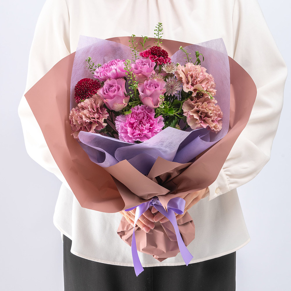 【5月12～14日お届け】母の日　春の旬の花 バラ 花束「レディ・モーヴ」