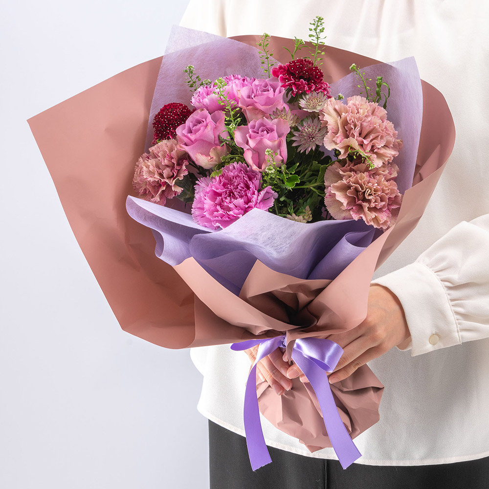 【5月12～14日お届け】母の日　春の旬の花 バラ 花束「レディ・モーヴ」