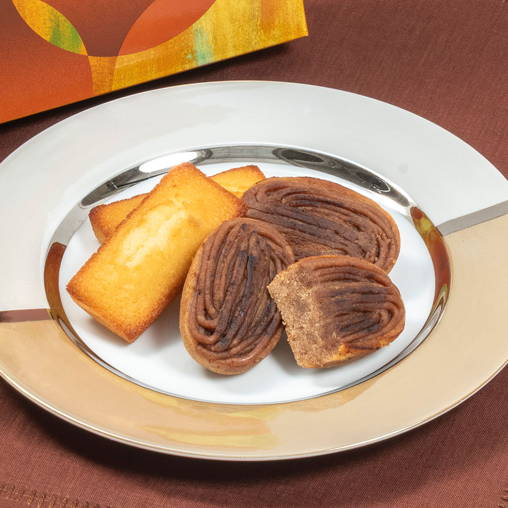 【期間限定】アンリ・シャルパンティエ「焼き栗モンブラン詰め合わせ」とアレンジメントのセット