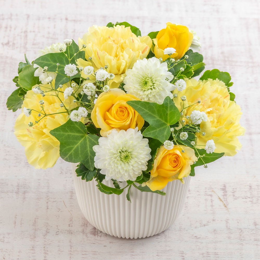 資生堂パーラー「ビスキュイトロワ」とアレンジメントのセット