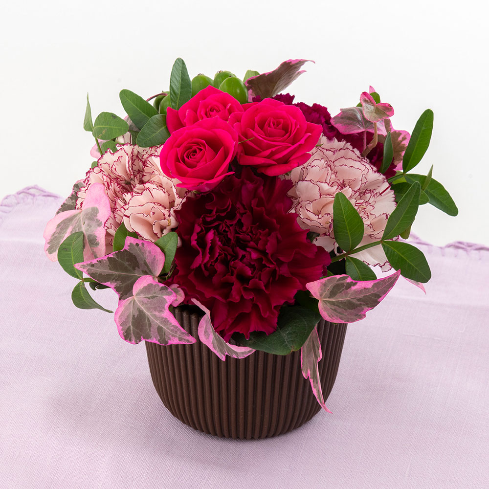 ヨックモック「カドー ドゥリベール」とアレンジメントのセット