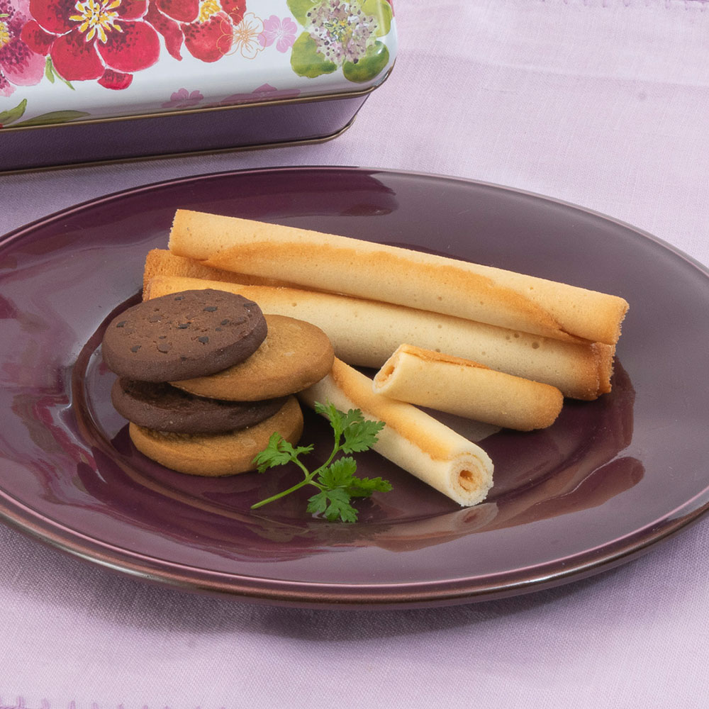 ヨックモック「カドー ドゥリベール」とアレンジメントのセット