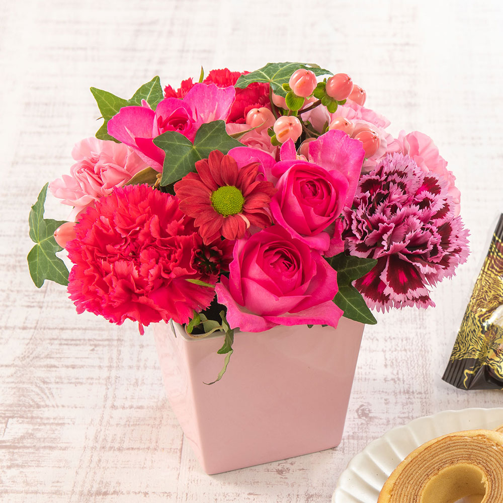 文明堂「バームクーヘン」とアレンジメントのセット