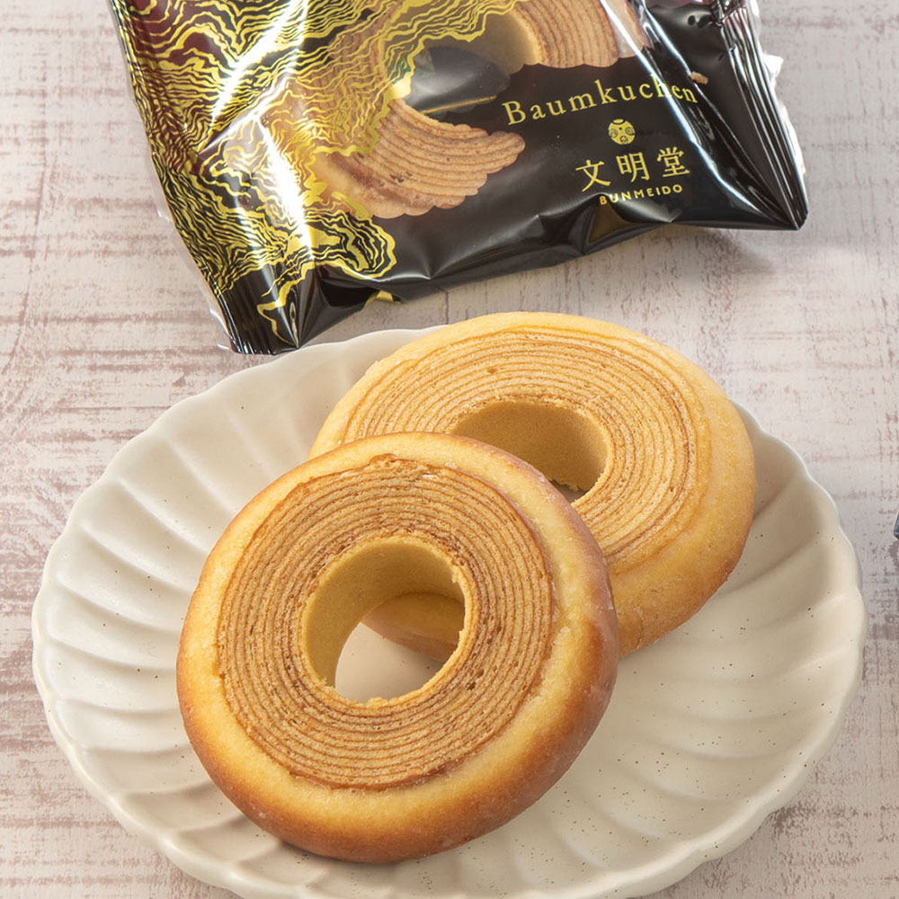 文明堂「バームクーヘン」とアレンジメントのセット