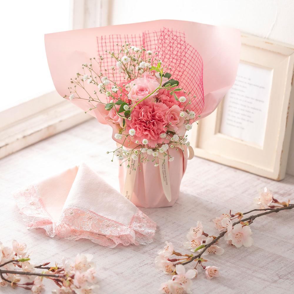 近沢レース店「タオルハンカチ 桜便り」とそのまま飾れるブーケのセット