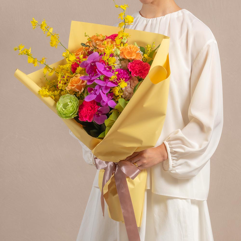 花束「セレブレートハピネス」
