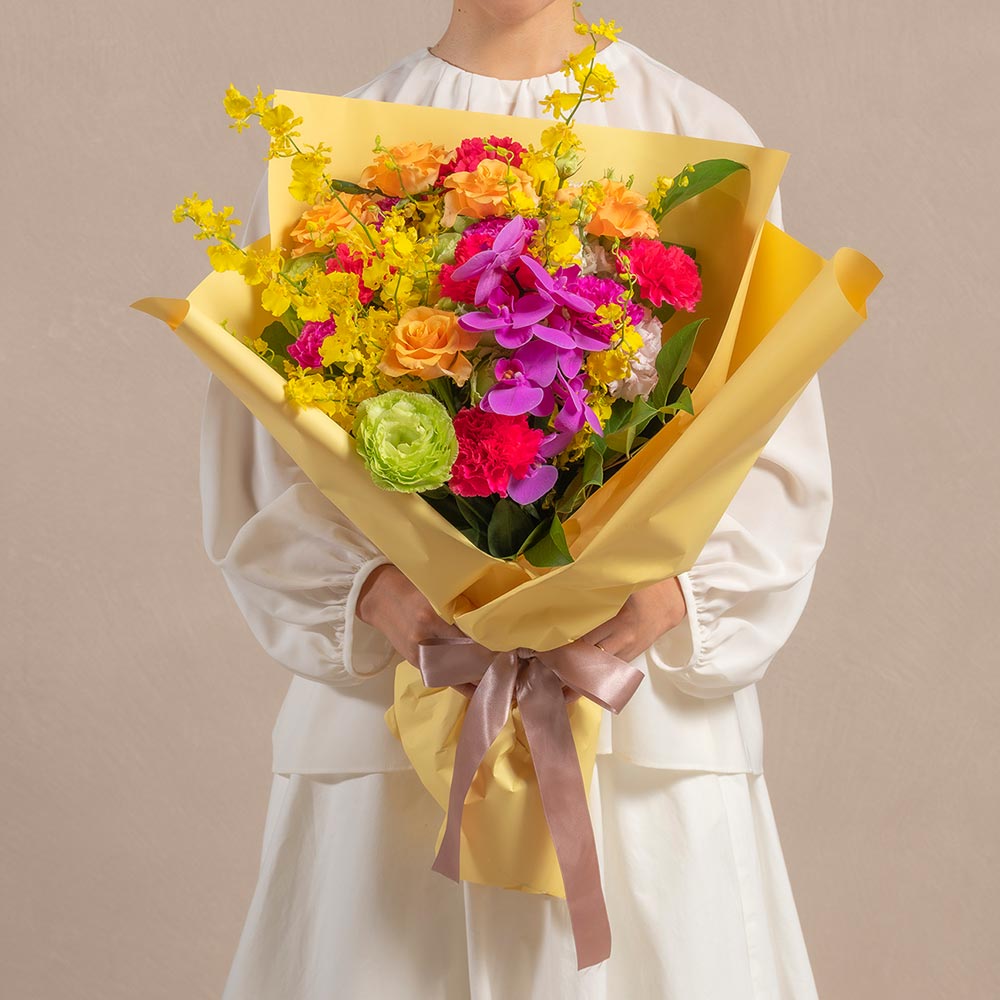 花束「セレブレートハピネス」