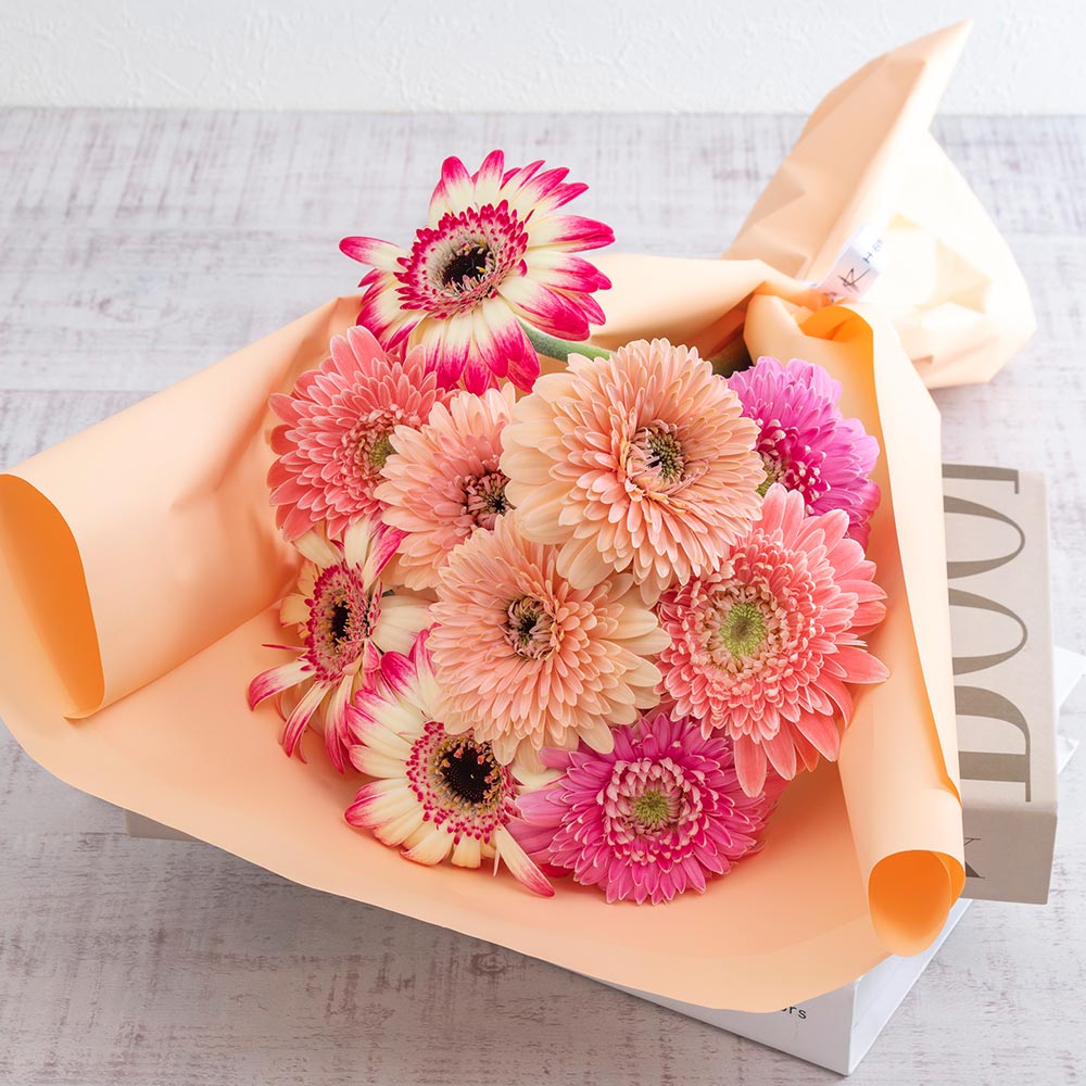 産地厳選「トキヤガーベラ（TOKIYA GERBERA）」のブーケ（ピンク系）