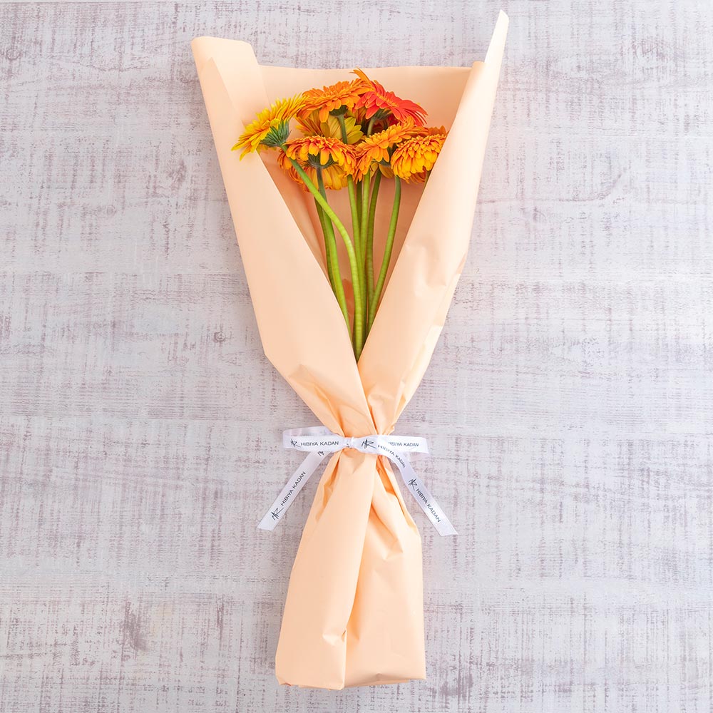 産地厳選「トキヤガーベラ（TOKIYA GERBERA）」のブーケ（黄色・オレンジ系）