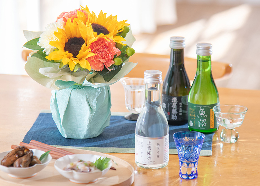 白瀧酒造「日本酒飲み比べ」とそのまま飾れるブーケのセット