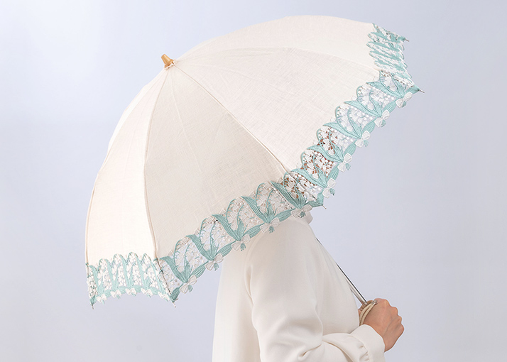 近沢レース店「折日傘 鈴蘭」とアレンジメントのセット