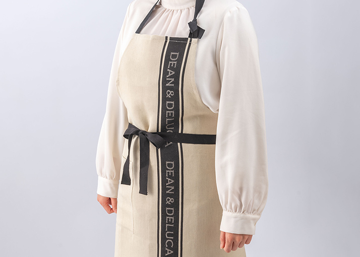 DEAN & DELUCA「ジャガードエプロン」とアレンジメントのセット